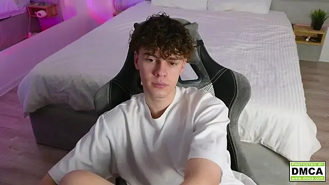 cute thomas online show from 12-07-24, 06:04