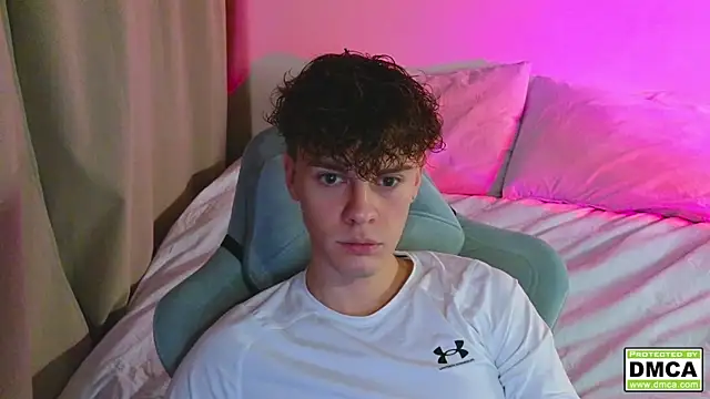 cute thomas online show from 11-17-25, 02:56