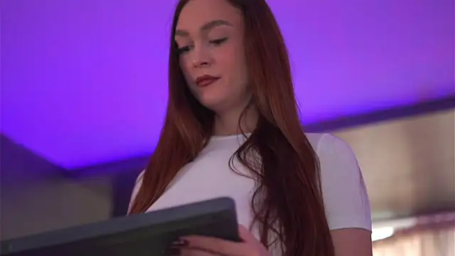 HotSkinnyX online show from 09-20-25, 06:25