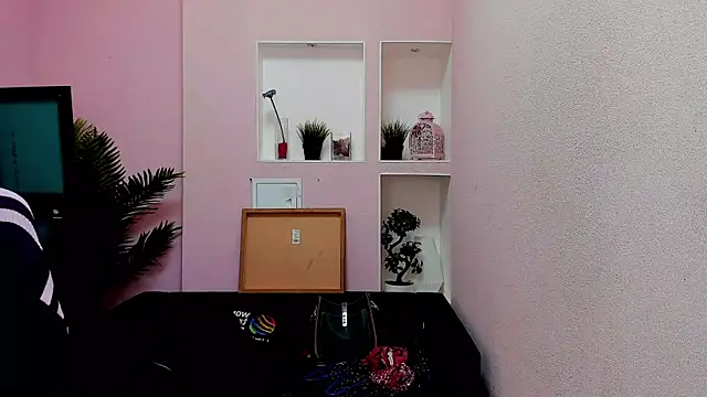 Persephoni online show from 01-26-25, 08:36