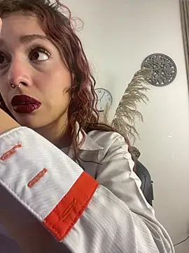 LiaVillalobos online show from 04-22-26, 02:07