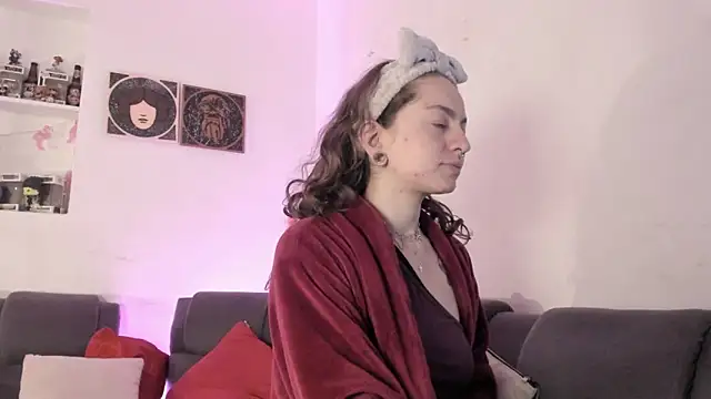 Agathaks online show from 04-25-26, 12:35