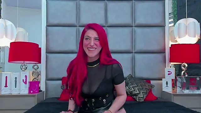 AllissaBrowm online show from 12-16-25, 04:12