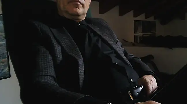 paolo72 online show from 12-11-24, 01:28