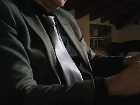 paolo72 online show from 12-12-24, 01:17