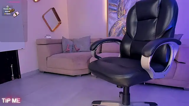 SophieBarnett online show from 04-25-26, 12:24