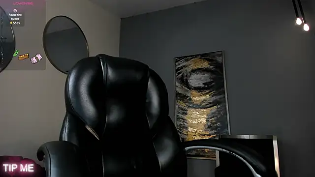 SophieBarnett online show from 05-14-26, 12:17