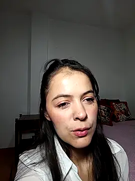 sarasweet 4 online show from 12-17-25, 04:35