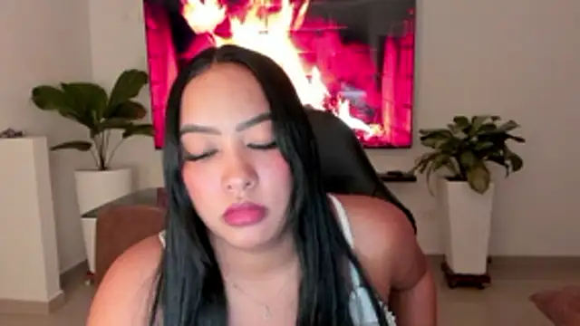 brunetenikole02 online show from 04-29-26, 02:26