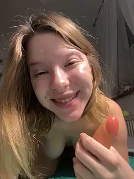 kimczii online show from 12-18-25, 07:25