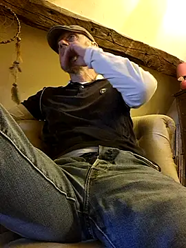 eddouxxx78 online show from 04-24-26, 04:31