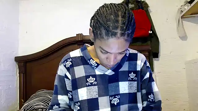 angelamarie1 online show from 04-14-26, 12:11