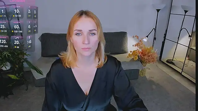 Karinella x online show from 11-15-25, 09:43