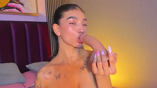 LauraAristizabal online show from 07-05-26, 12:17