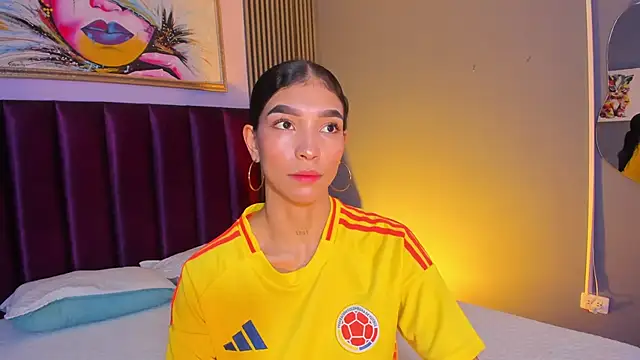 LauraAristizabal online show from 07-07-26, 12:20