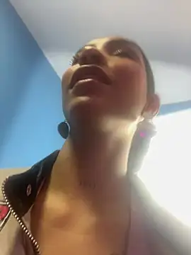 LauraAristizabal online show from 07-26-26, 12:12