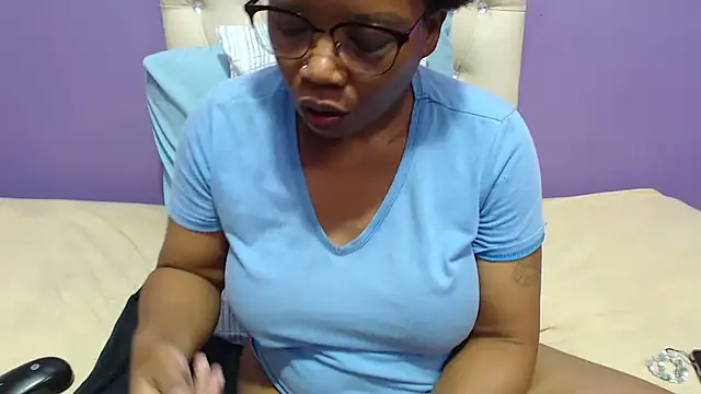 PeachAss4UU online show from 02-15-25, 03:28