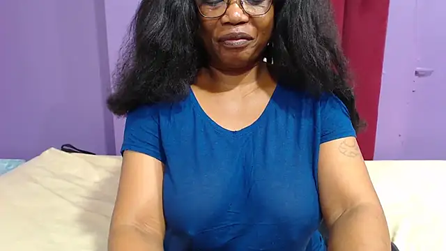 PeachAss4UU online show from 06-06-26, 05:45