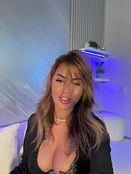 KirstieVegas online show from 11-14-25, 06:28