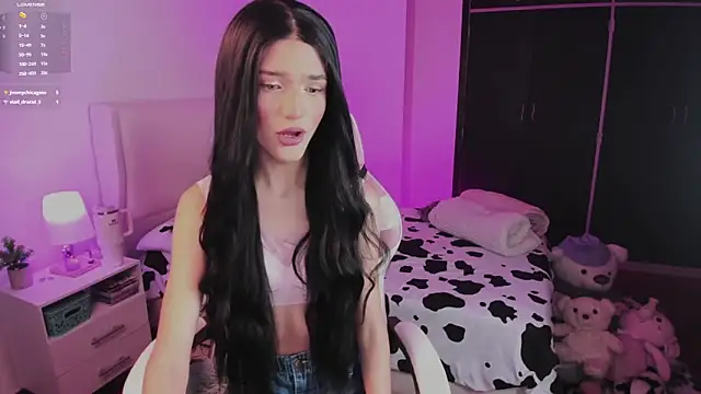 Snapshot of Ainhoads chatting on 11-09-25, 08:23 Ainhoads online show from 11-09-25, 08:23