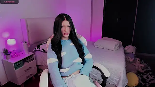 Snapshot of Ainhoads chatting on 11-18-25, 08:52 Ainhoads online show from 11-18-25, 08:52