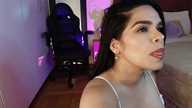Mafer Meow online show from 06-11-26, 02:53