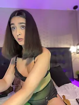 MiahWindsor online show from 06-07-26, 02:27