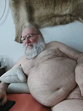 SexySantaC online show from 04-18-26, 06:17