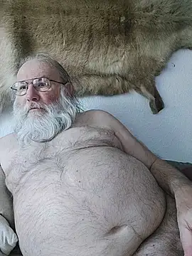 Snapshot of SexySantaC chatting on 05-23-26, 05:01 SexySantaC online show from 05-23-26, 05:01