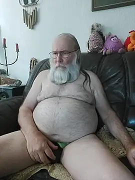 Snapshot of SexySantaC chatting on 05-25-26, 06:03 SexySantaC online show from 05-25-26, 06:03