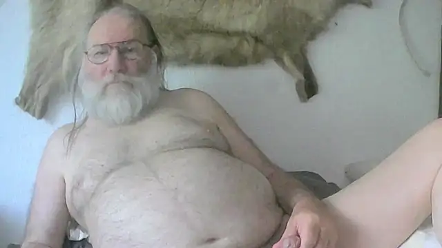 SexySantaC online show from 06-23-26, 05:05