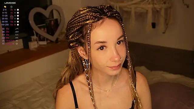 EmelyBenz online show from 01-17-26, 03:33