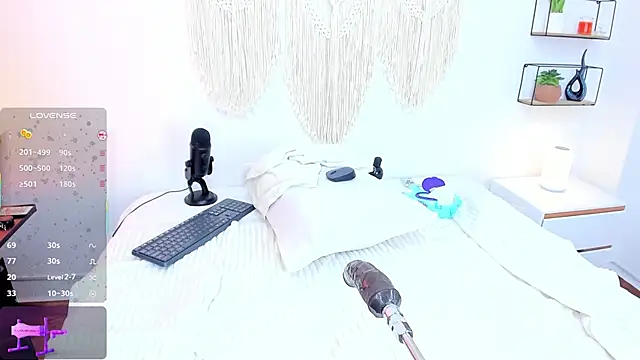 evaa rose online show from 01-15-26, 06:44