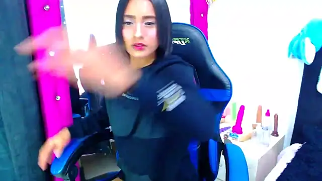 Jenng18 online show from 04-11-26, 07:56