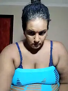 NWC4LYF online show from 04-11-26, 07:51