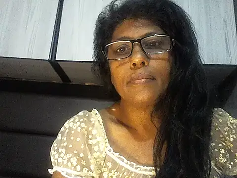 Snapshot of MsAttitude chatting on 09-12-25, 06:24 MsAttitude online show from 09-12-25, 06:24