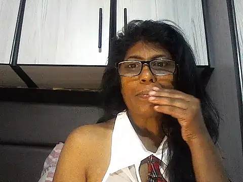 Snapshot of MsAttitude chatting on 09-15-25, 07:19 MsAttitude online show from 09-15-25, 07:19