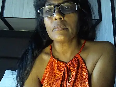 MsAttitude online show from 02-18-26, 06:09