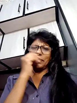 MsAttitude online show from 07-06-26, 03:58