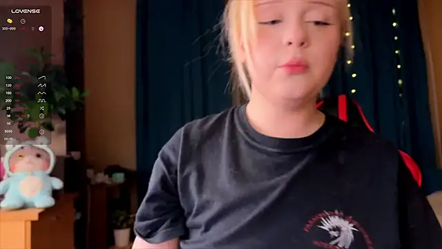 LisaLaas online show from 10-03-25, 07:00