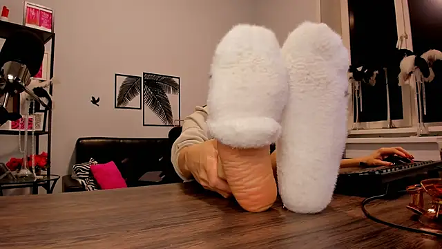 MistyBarnes online show from 12-05-24, 12:11