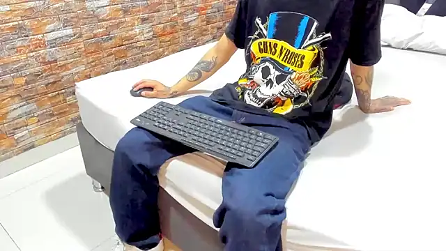 AcidMilo online show from 12-06-24, 11:22