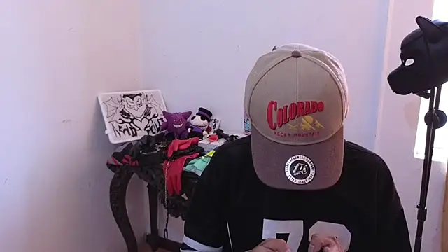 AcidMilo online show from 02-08-25, 03:53