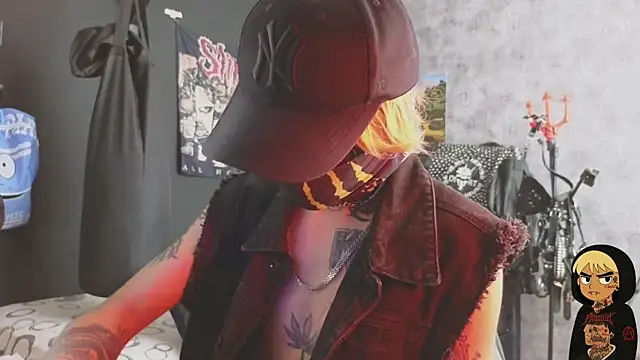 AcidMilo online show from 11-11-25, 05:24