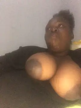 Snapshot of sweett_shaley chatting on 09-12-25, 05:13 sweett shaley online show from 09-12-25, 05:13