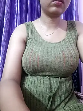 Nia  09 online show from 09-14-25, 07:35