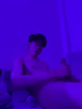 Foxxie126 online show from 04-25-26, 08:06