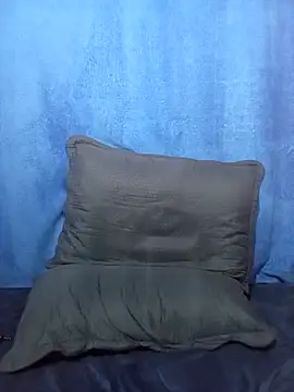 Snapshot of SEBASTHIAN chatting on 04-11-26, 12:26 SEBASTHIAN online show from 04-11-26, 12:26