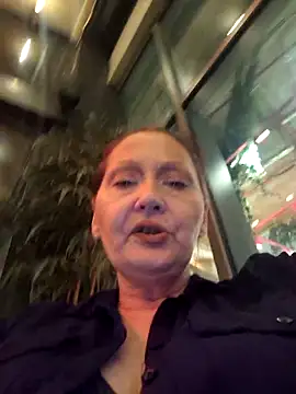 dominatrixredsonyja online show from 12-19-25, 03:52