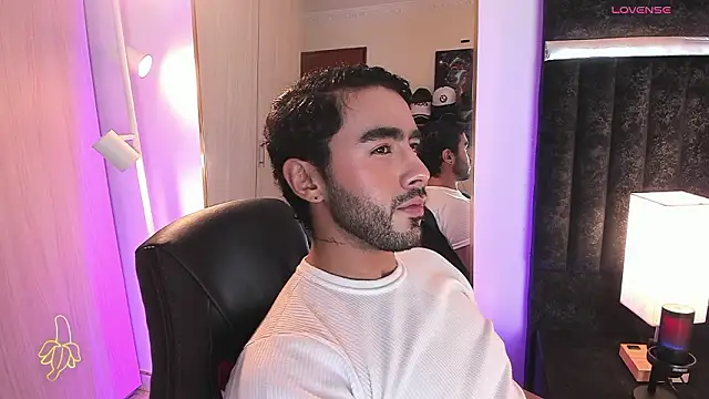 ItsMeEros online show from 03-11-26, 11:11